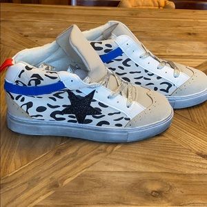 NEW Star sneakers! Leopard and sparkles! 37